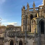 Daire Le Logis Du Chanoine, 50 M2 And Terrace Face To Cathedral Béziers