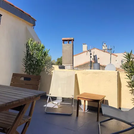 Apartmán Le Logis Du Chanoine, 50 M2 And Terrace Face To Cathedral *