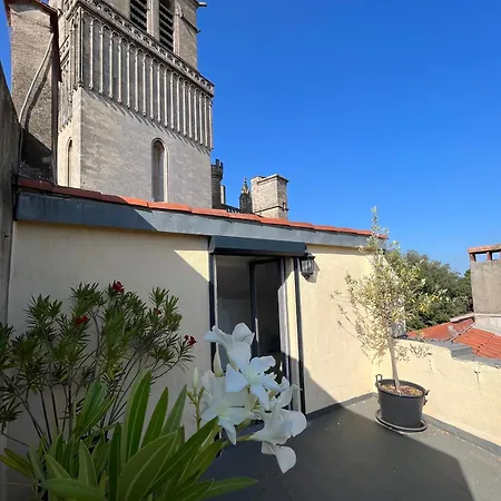 Apartmán Le Logis Du Chanoine, 50 M2 And Terrace Face To Cathedral *