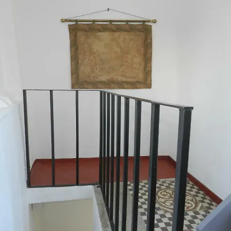 Le Logis Du Chanoine, 50 M2 And Terrace Face To Cathedral Apartment