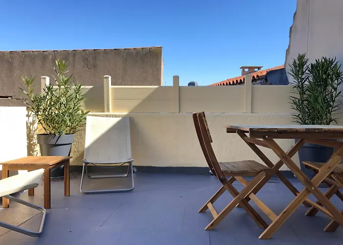 Apartament Le Logis Du Chanoine, 50 M2 And Terrace Face To Cathedral Béziers