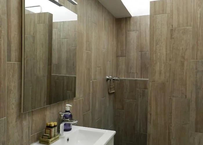 Le Logis Du Chanoine, 50 M2 And Terrace Face To Cathedral Apartamento *