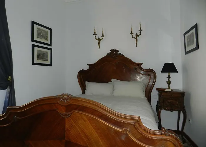 Le Logis Du Chanoine, 50 M2 And Terrace Face To Cathedral *